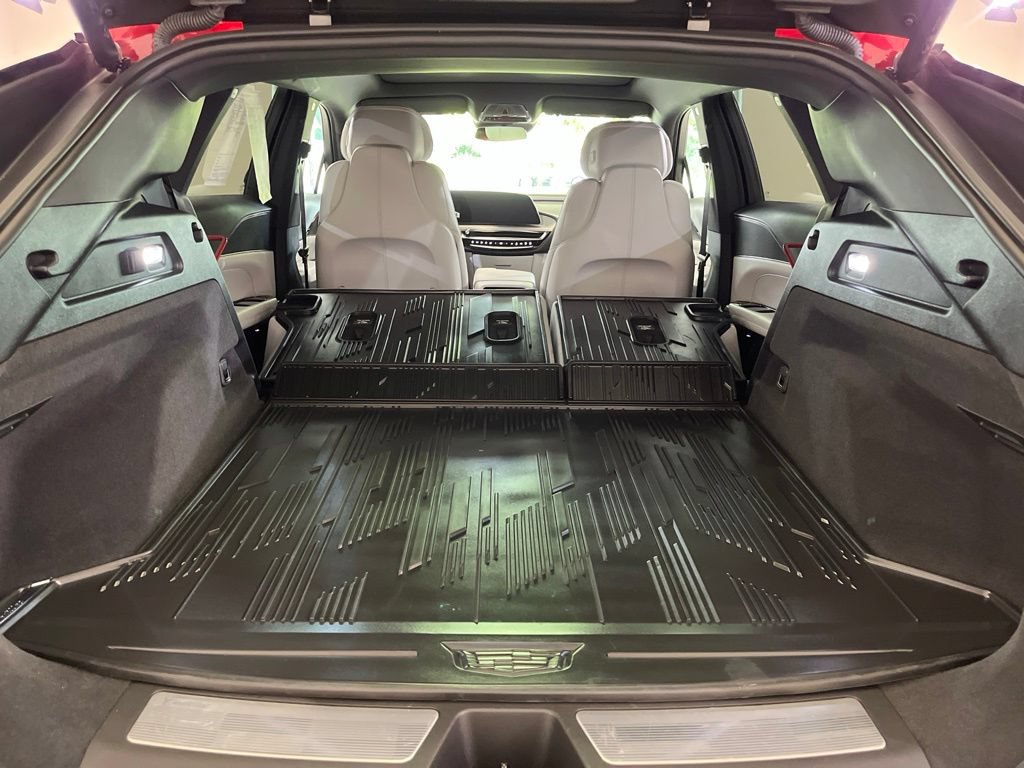 Certified 2024 Cadillac Lyriq Sport w/ LPO, Floor Liner Package AWD/4WD image 17