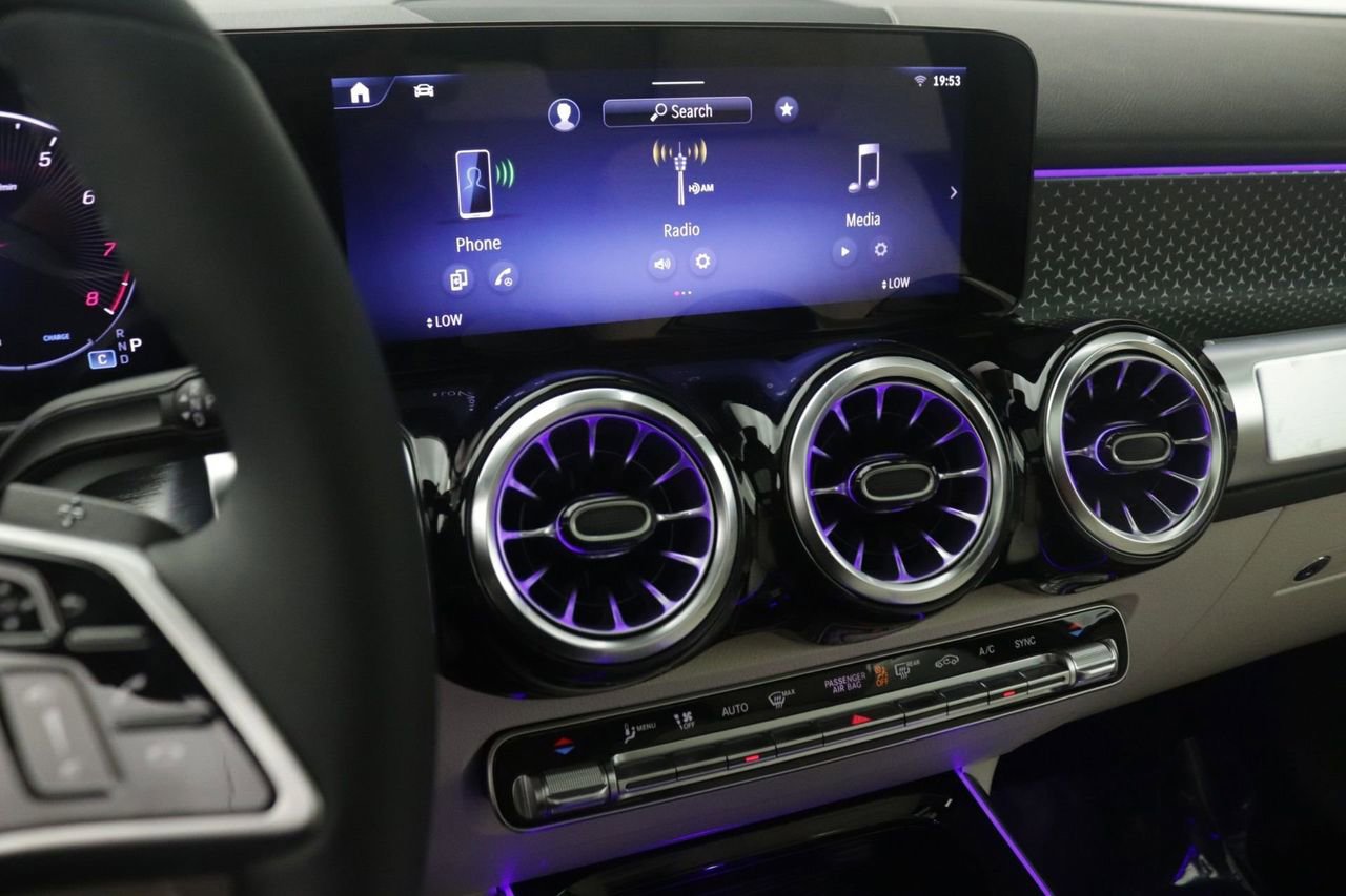 New 2026 Mercedes-Benz GLB 250 GLB 250 image 6