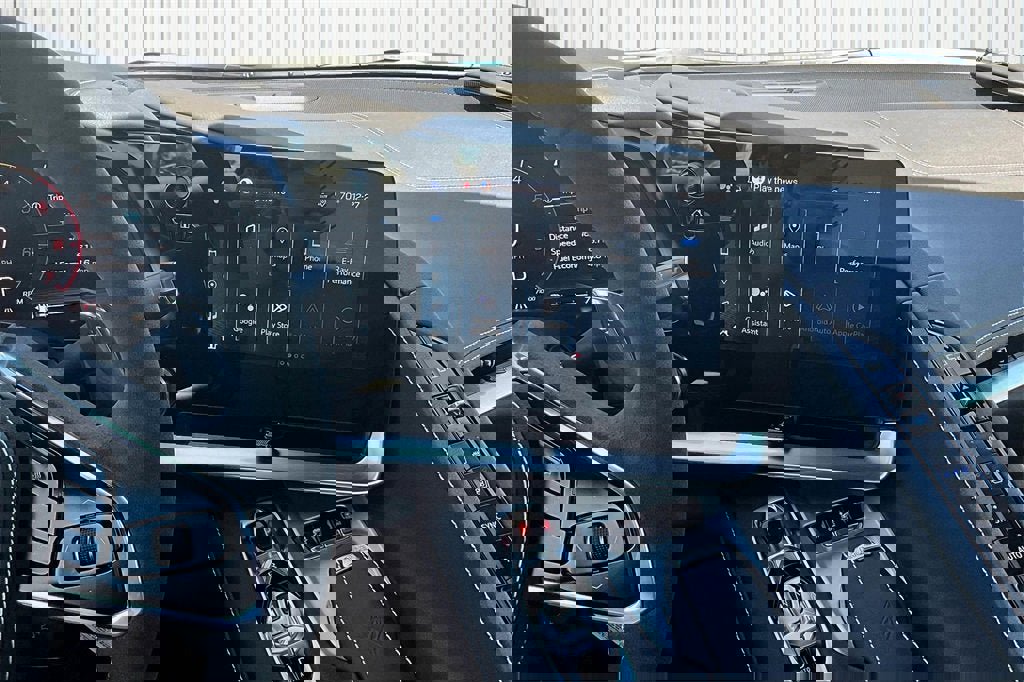 New 2025 Chevrolet Corvette E-Ray image 4