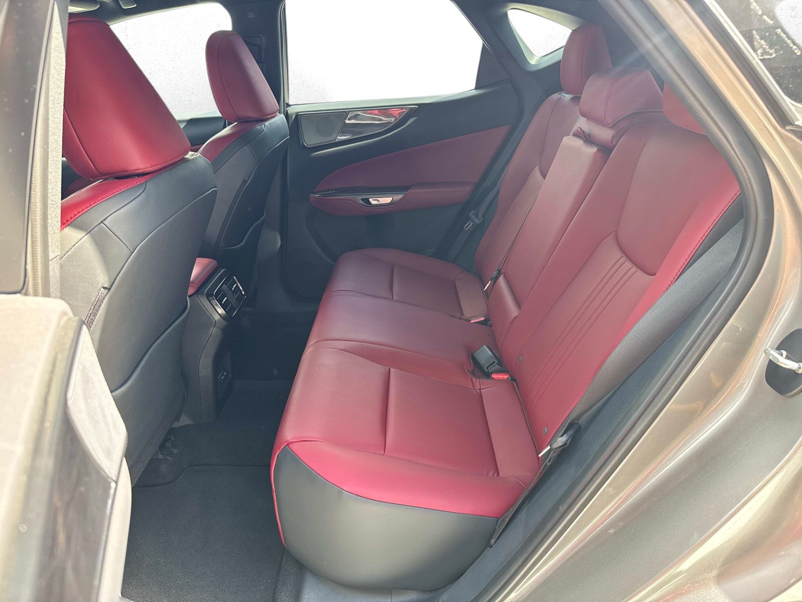 Certified 2025 Lexus NX 250 FWD w/ Accessory Package (Z1) image 14