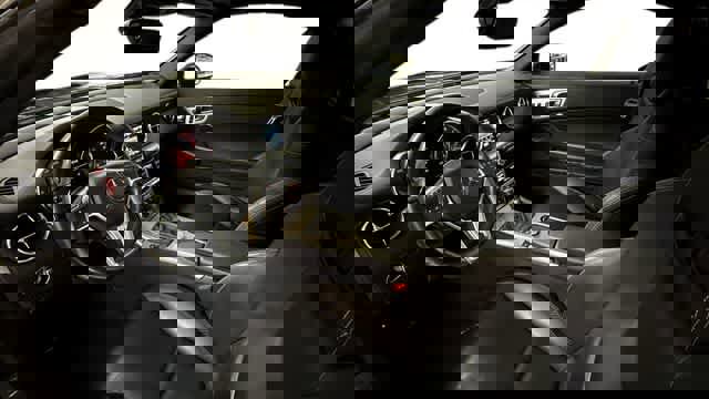 Used 2013 Mercedes-Benz SLK 350 image 4