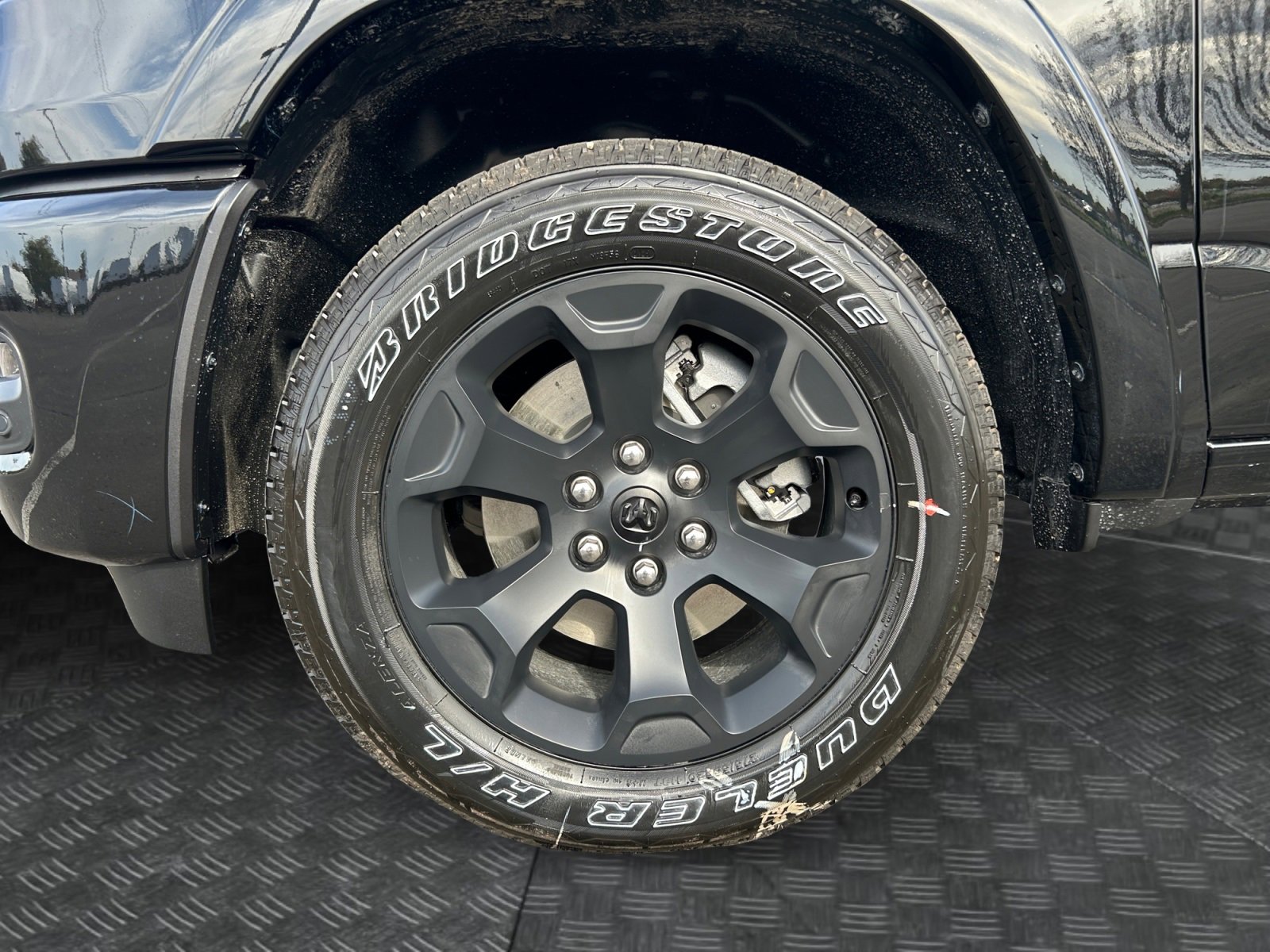 New 2026 RAM 1500 4x4 Crew Cab image 14