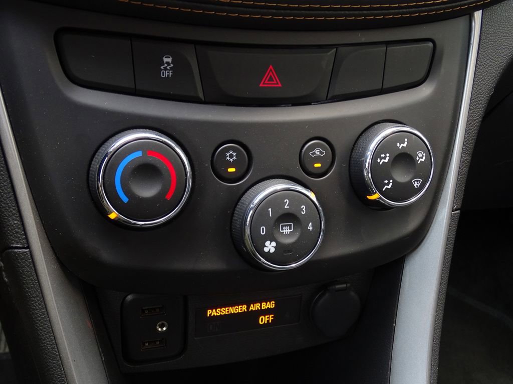 Used 2020 Chevrolet Trax LS w/ Tint and Cruise Package image 35