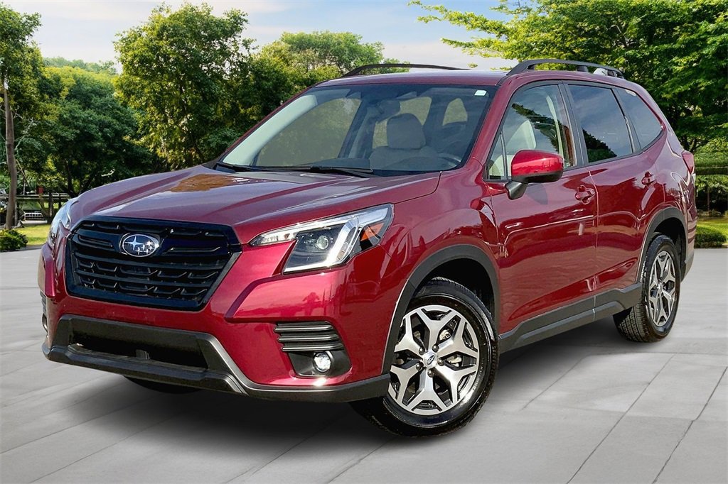 Used 2024 Subaru Forester Premium image 1