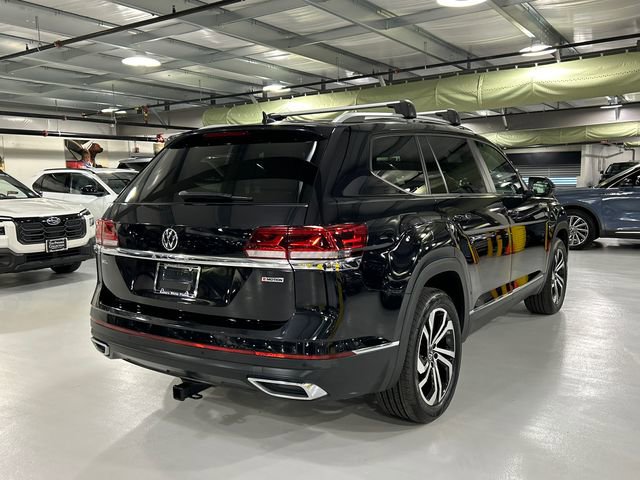 Used 2022 Volkswagen Atlas SEL image 2