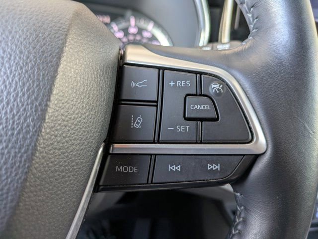 Used 2022 Toyota Highlander Platinum image 28