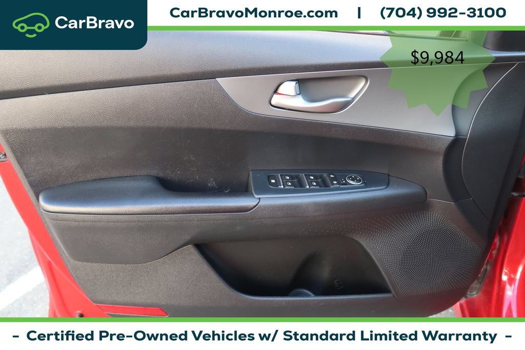 Used 2020 Kia Forte LXS FWD image 15