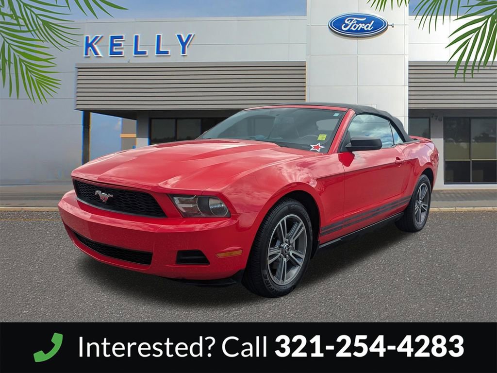 Used 2010 Ford Mustang Convertible RWD image 2
