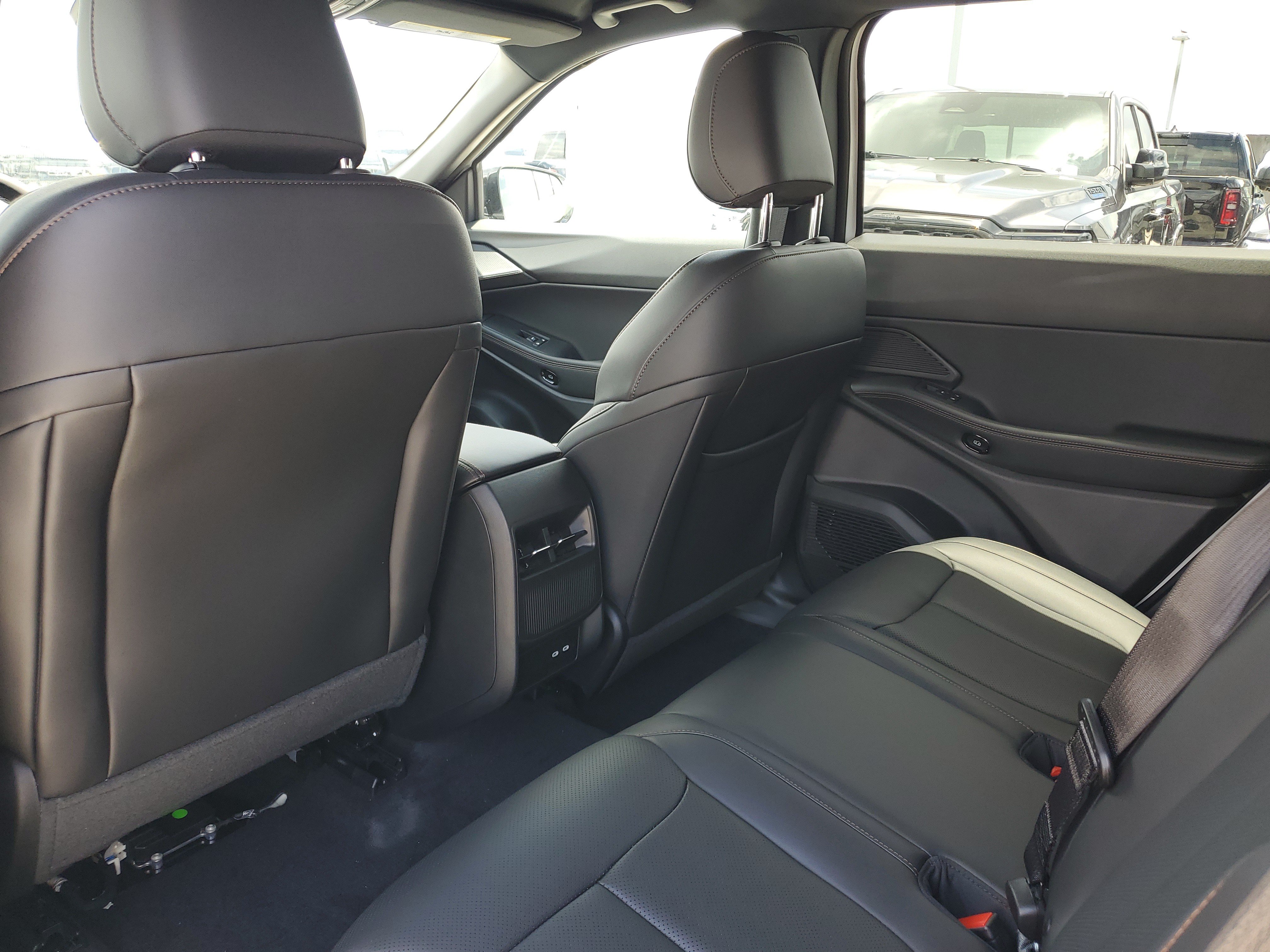 New 2026 Jeep Cherokee Limited AWD/4WD image 10