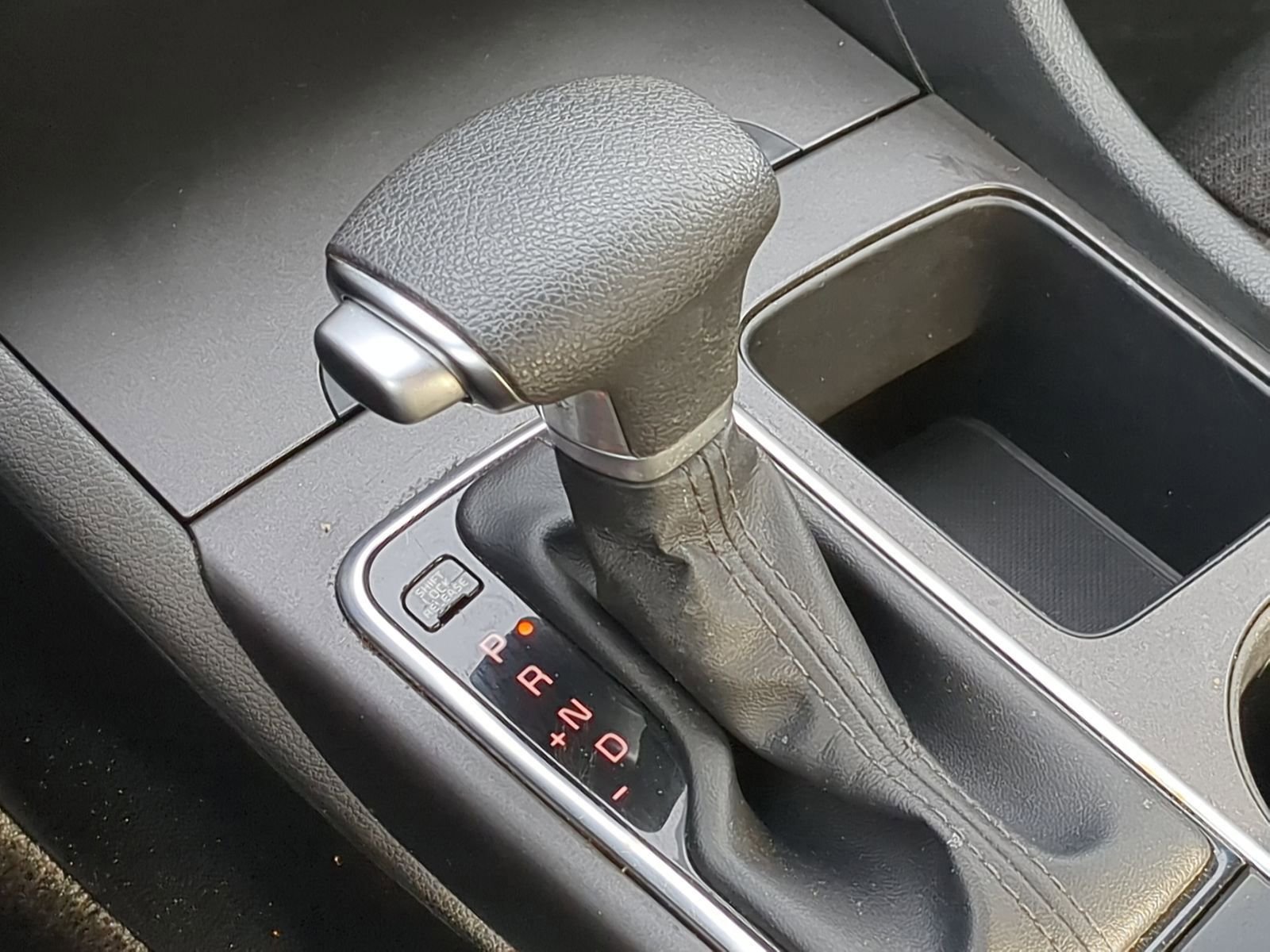 Used 2017 Kia Optima LX image 31