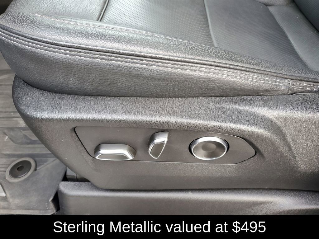 Used 2024 GMC Yukon Denali image 9