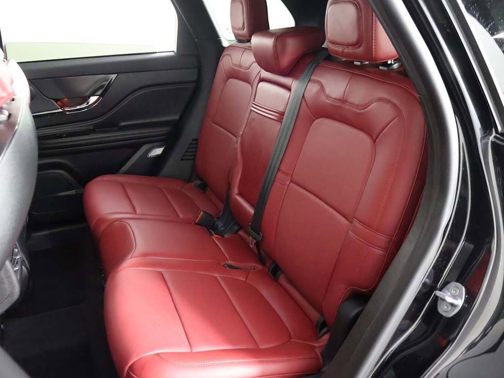 Used 2025 Lincoln Corsair Grand Touring w/ Equipment Group 301A image 36