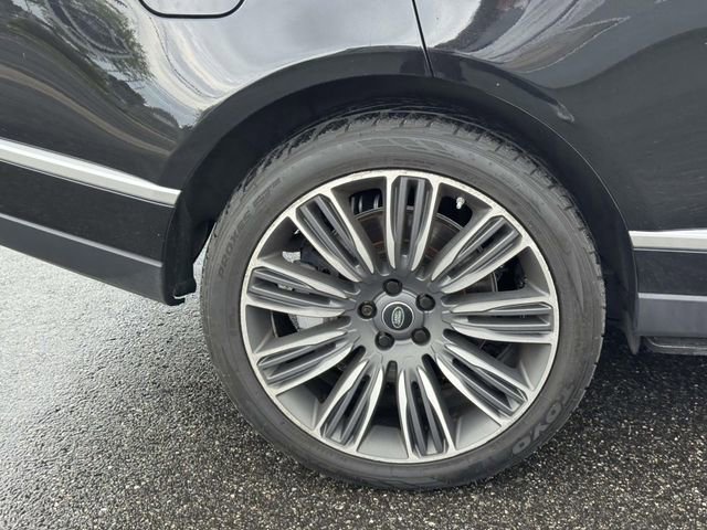 Used 2019 Land Rover Range Rover Supercharged AWD/4WD image 8