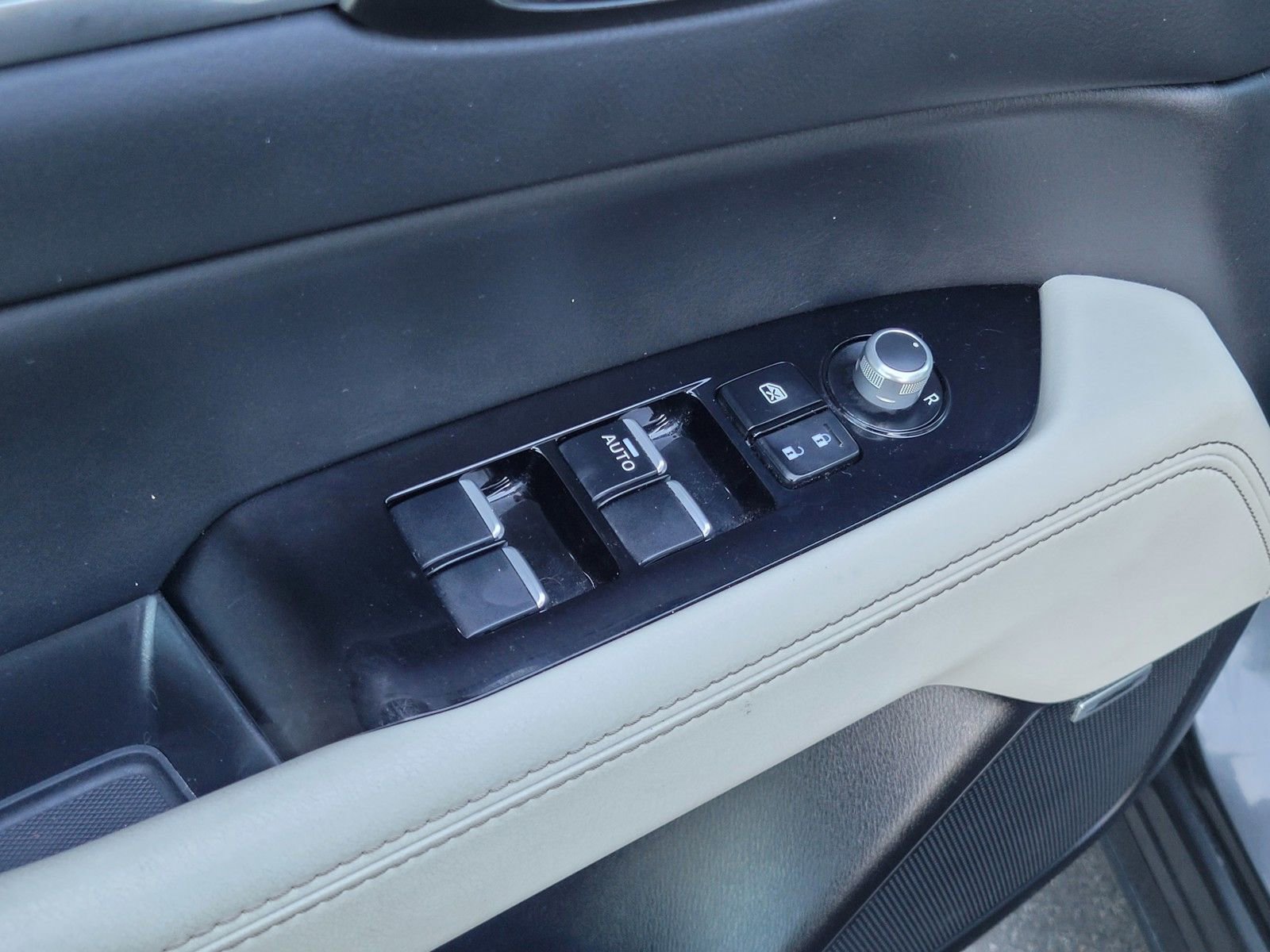 Used 2017 MAZDA CX-5 Grand Touring w/ Premium Package image 17