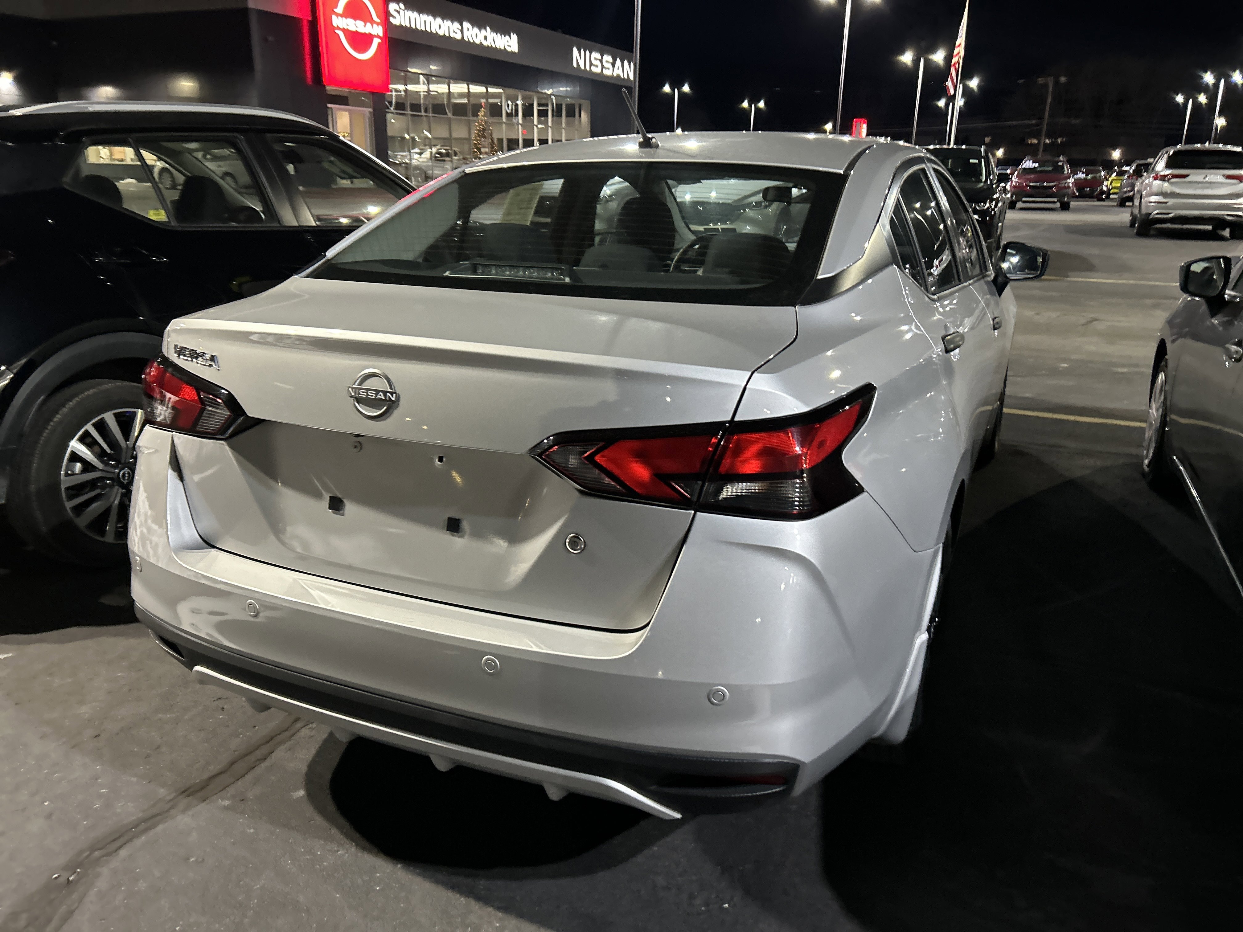 Used 2024 Nissan Versa S w/ S Plus Package image 7