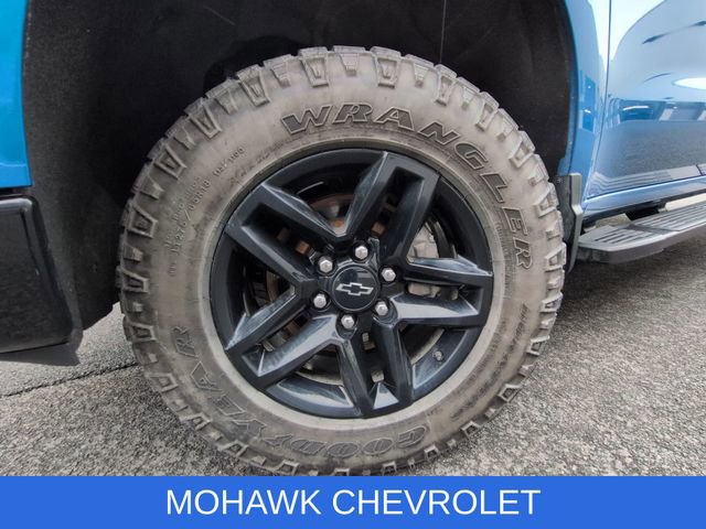 Used 2022 Chevrolet Silverado 1500 LT Trail Boss w/ Convenience Package II image 35