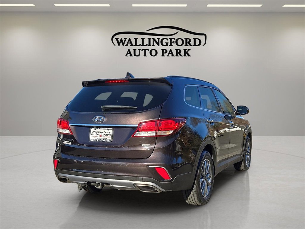 Used 2017 Hyundai Santa Fe SE w/ Cargo Package image 4