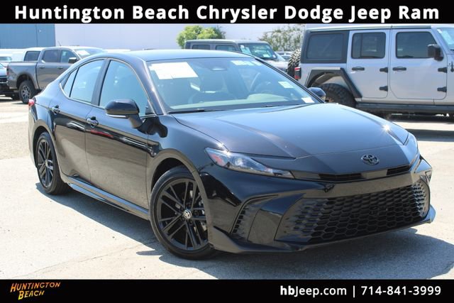 Used 2026 Toyota Camry SE w/ Multimedia Upgrade Package FWD video 1