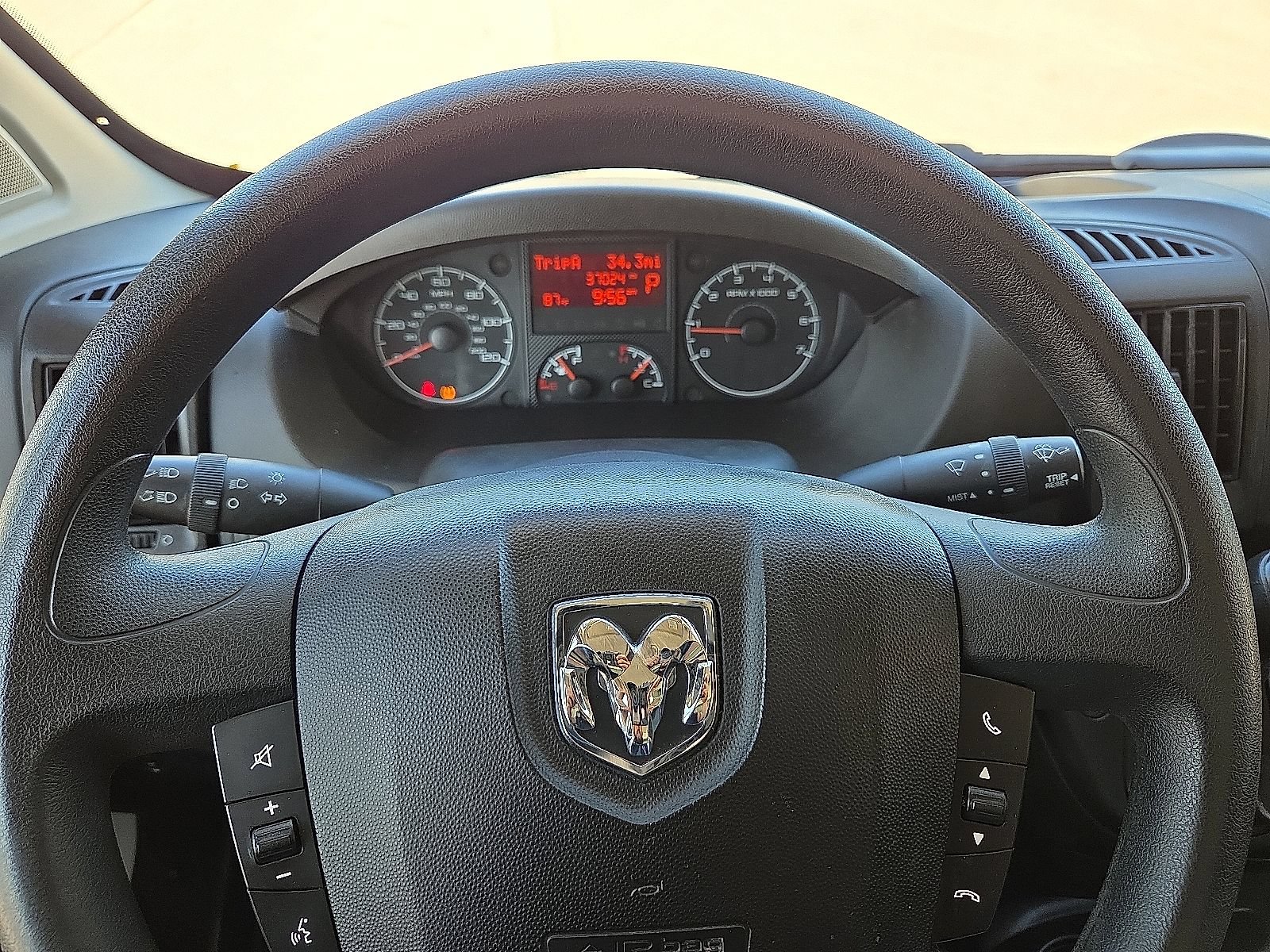 Used 2018 RAM ProMaster 3500 FWD image 24