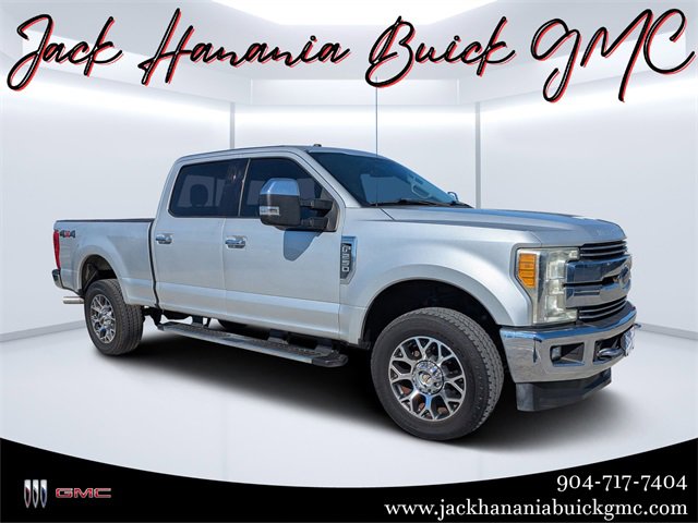 Used 2017 Ford F250 Lariat w/ Chrome Package image 1