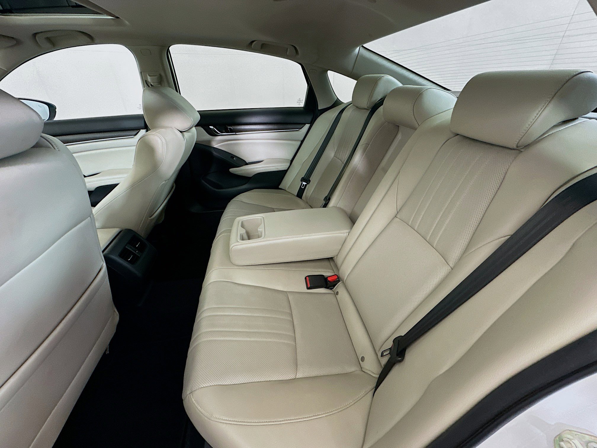 Used 2019 Honda Accord EX-L image 26