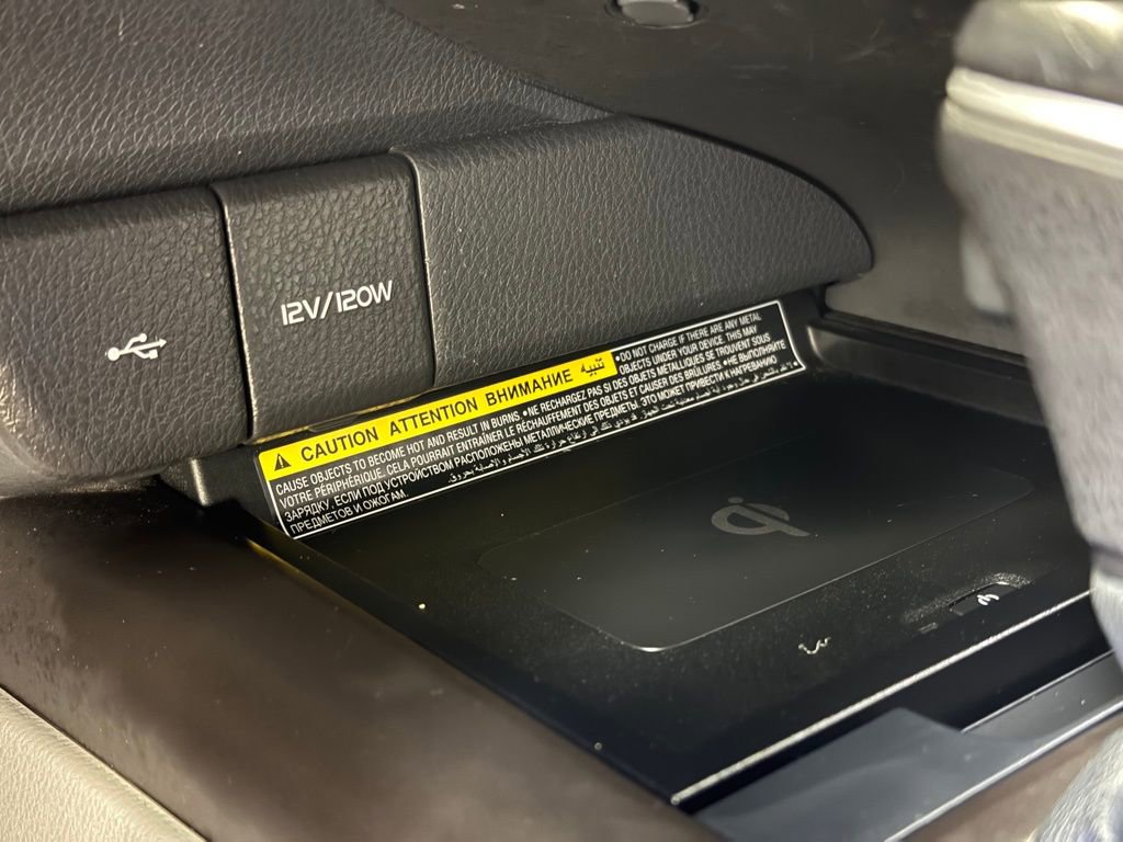 Used 2021 Toyota Camry XLE FWD image 35