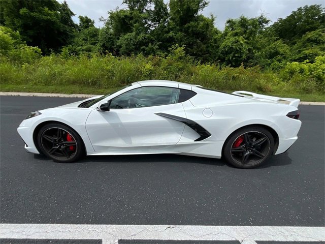 Used 2021 Chevrolet Corvette Stingray Premium Cpe w/ Z51 Performance Package image 2