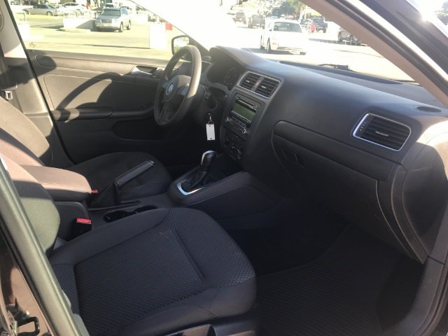 Used 2014 Volkswagen Jetta S FWD image 5