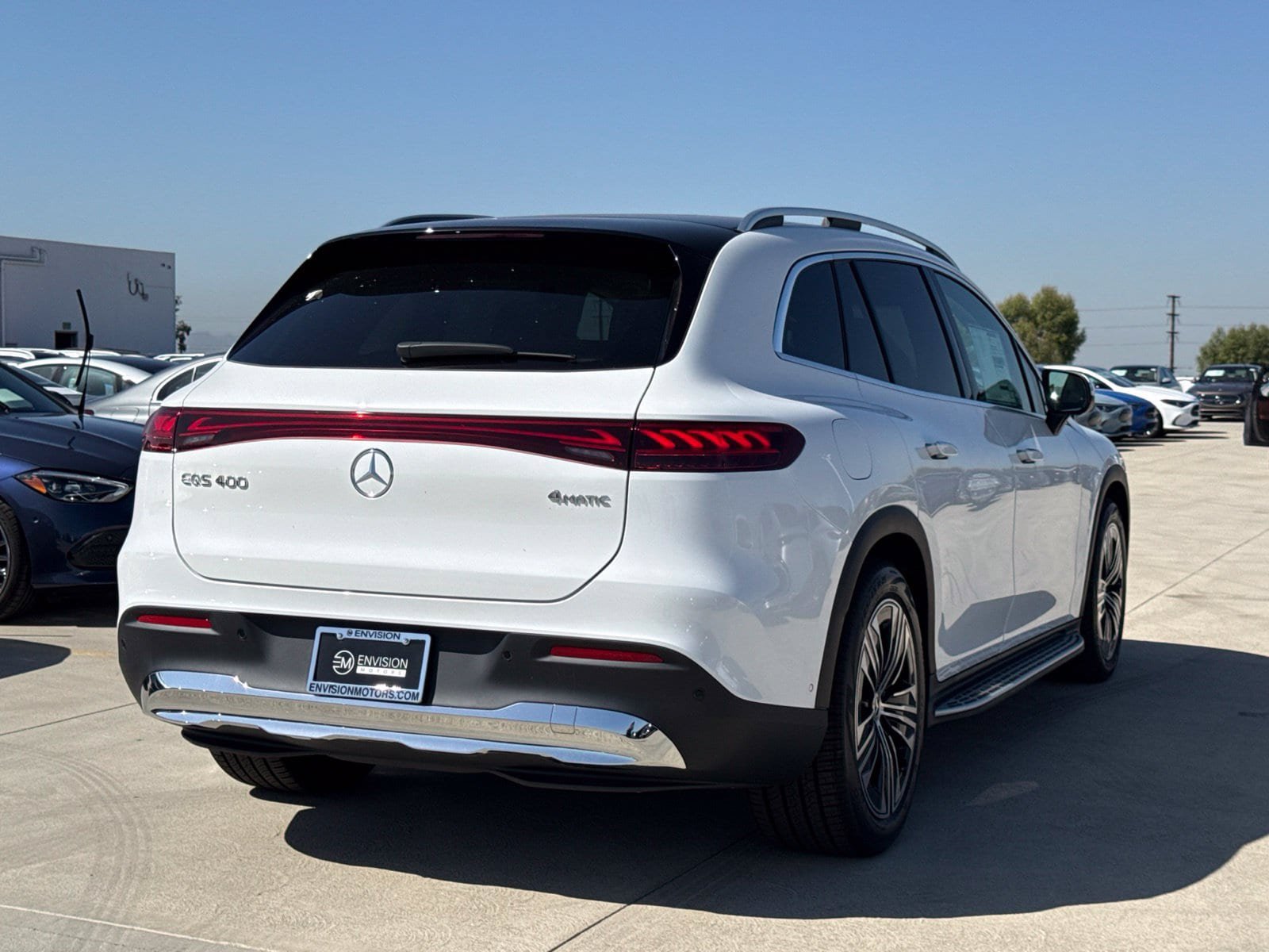 New 2027 Mercedes-Benz EQS 400 4MATIC SUV image 10