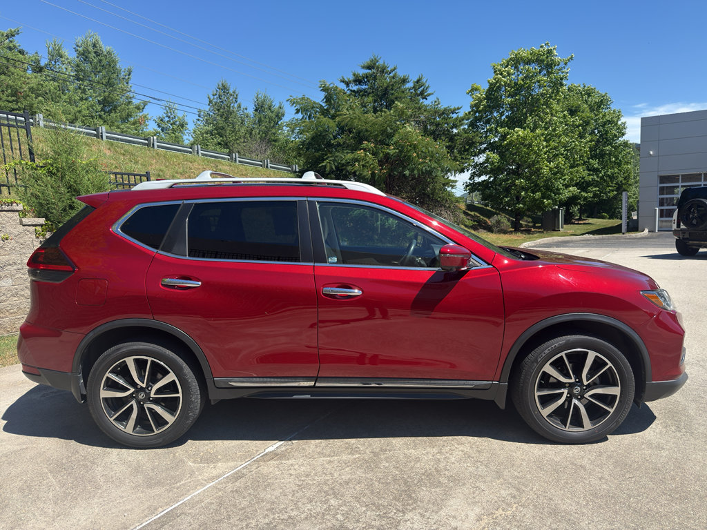 Used 2020 Nissan Rogue SL w/ Premium Package AWD/4WD image 4