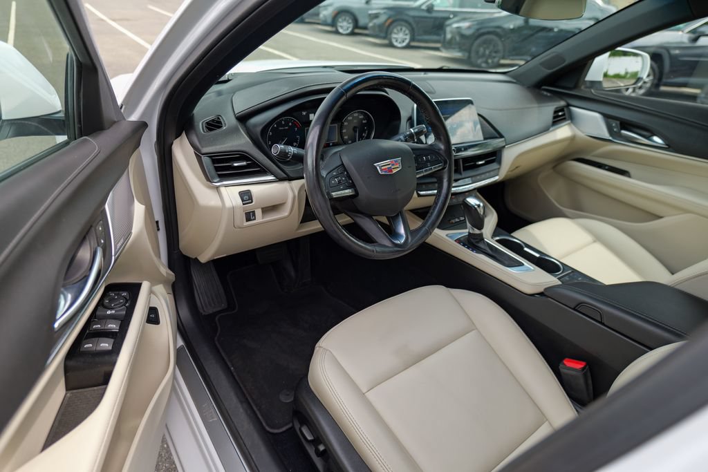 Used 2024 Cadillac CT4 Luxury w/ Sun And Sound Package AWD/4WD image 16