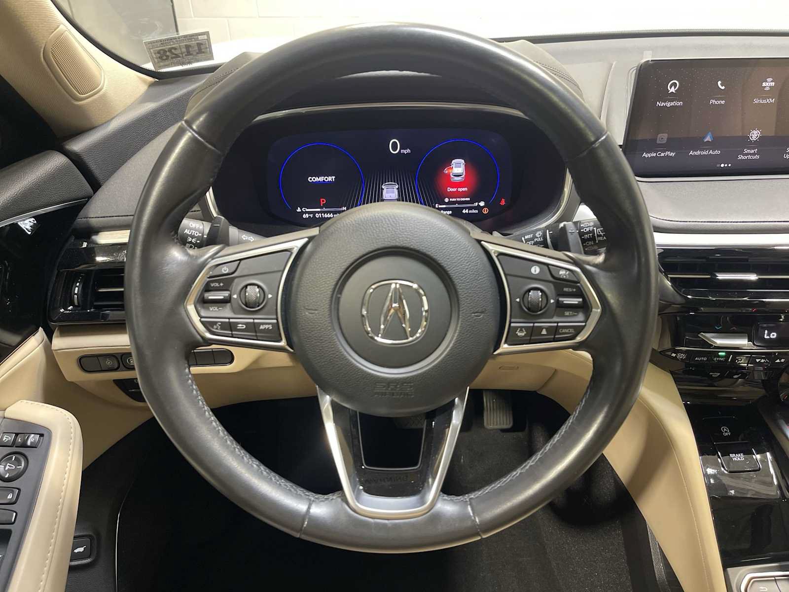 Certified 2024 Acura MDX w/ Technology Package AWD/4WD image 15