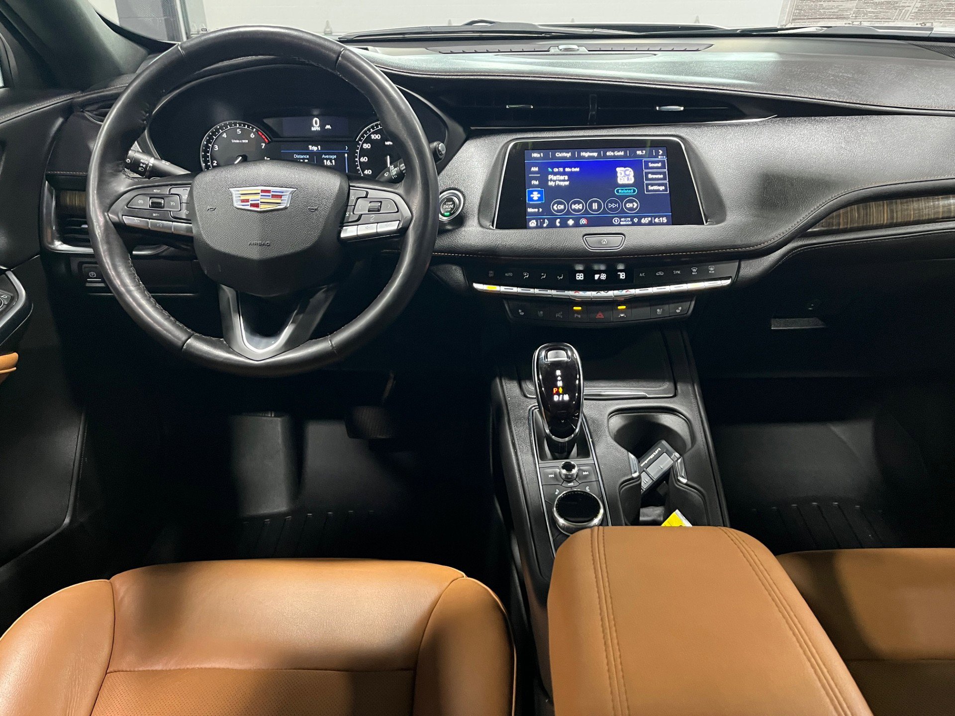 Used 2023 Cadillac XT4 Premium Luxury w/ Enhanced Visibility Package image 12