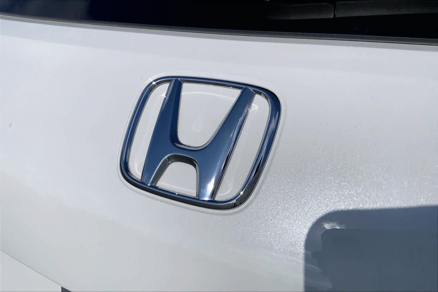 Used 2024 Honda HR-V EX-L image 30