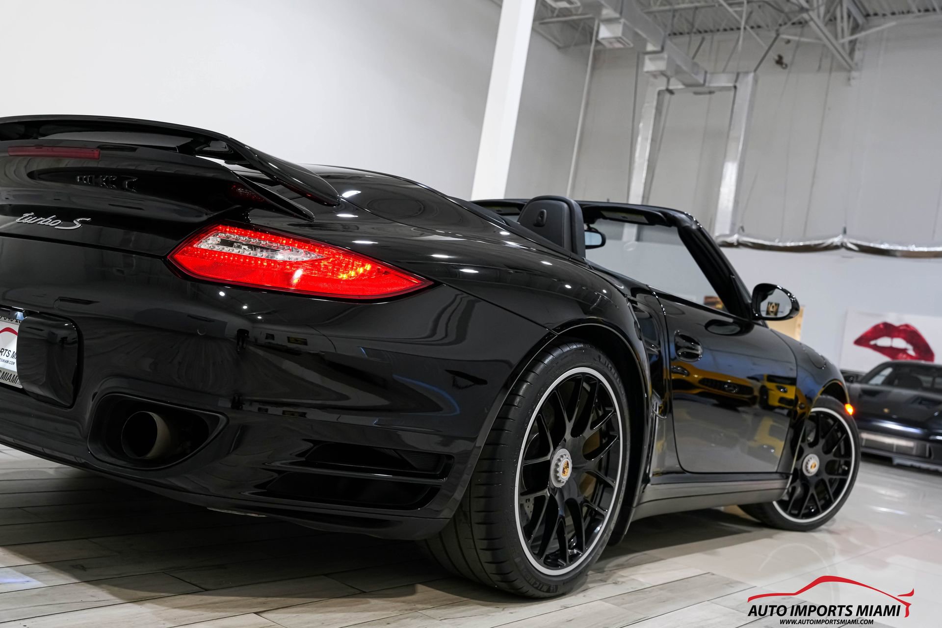 Used 2012 Porsche 911 Turbo S image 37