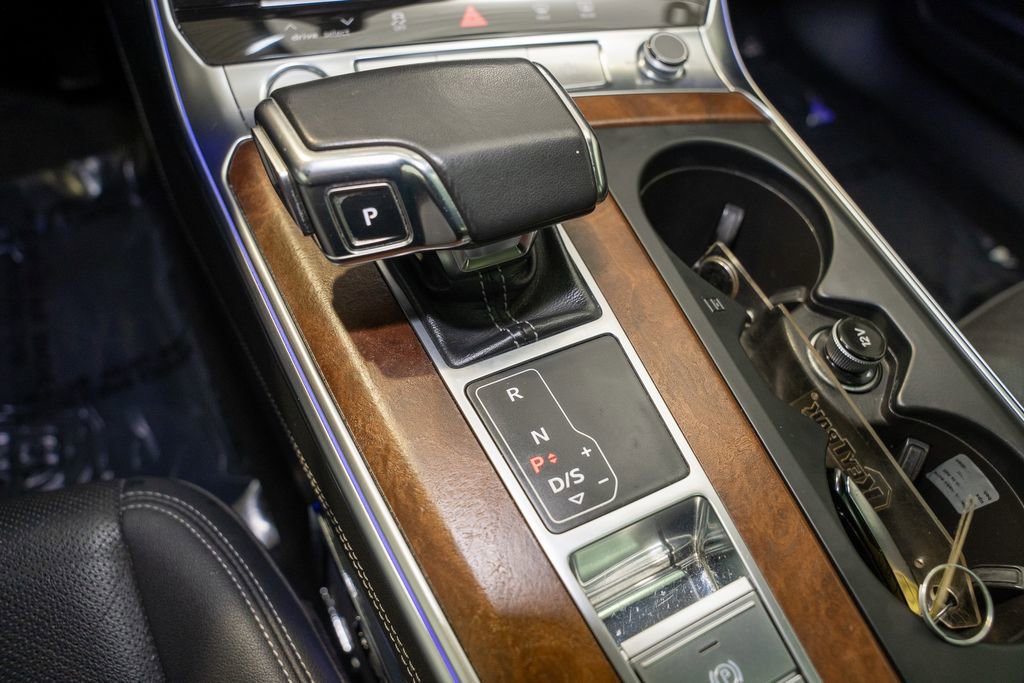 Used 2020 Audi A6 3.0T allroad Prestige w/ Prestige Package image 17