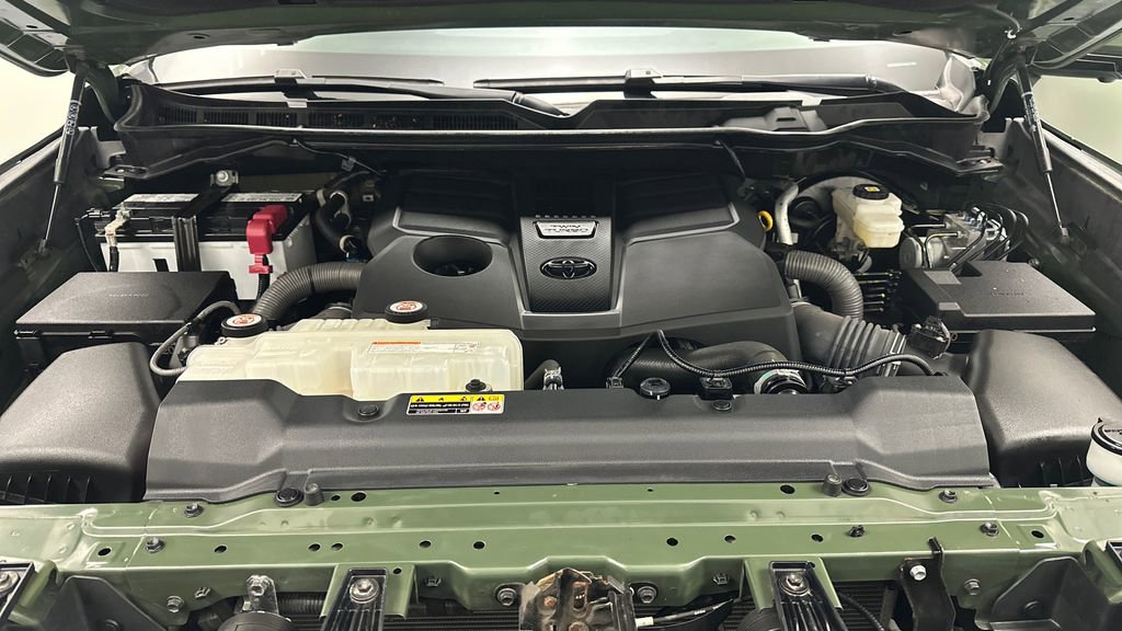 Used 2023 Toyota Tundra Limited image 11