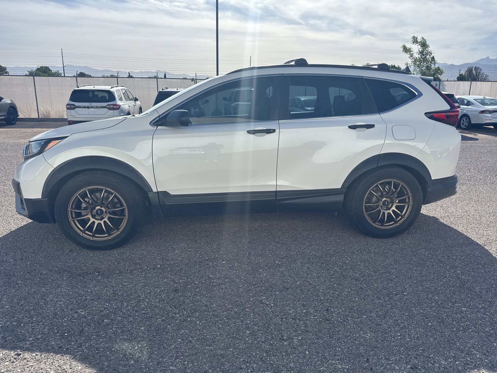 Used 2020 Honda CR-V LX image 2