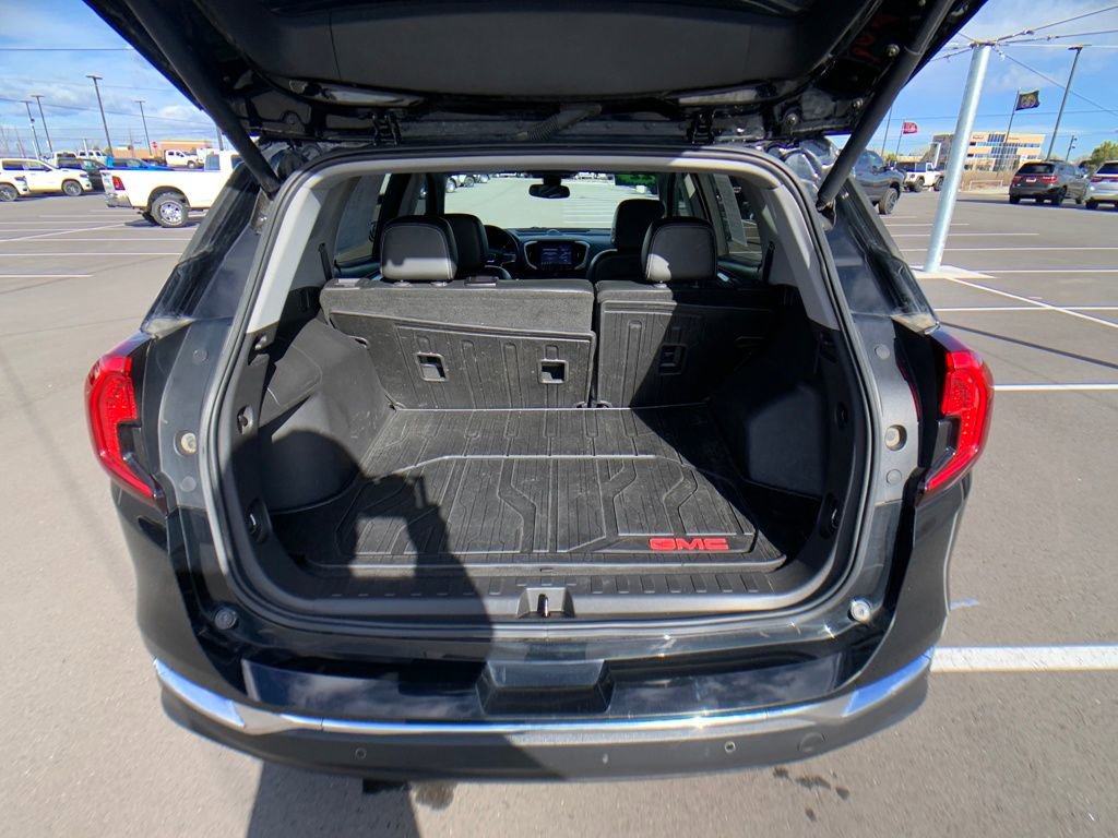 Used 2022 GMC Terrain SLT w/ Infotainment Package II image 25