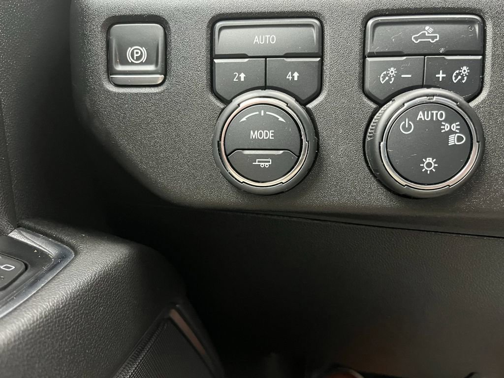 Certified 2024 Chevrolet Silverado 1500 LT image 20