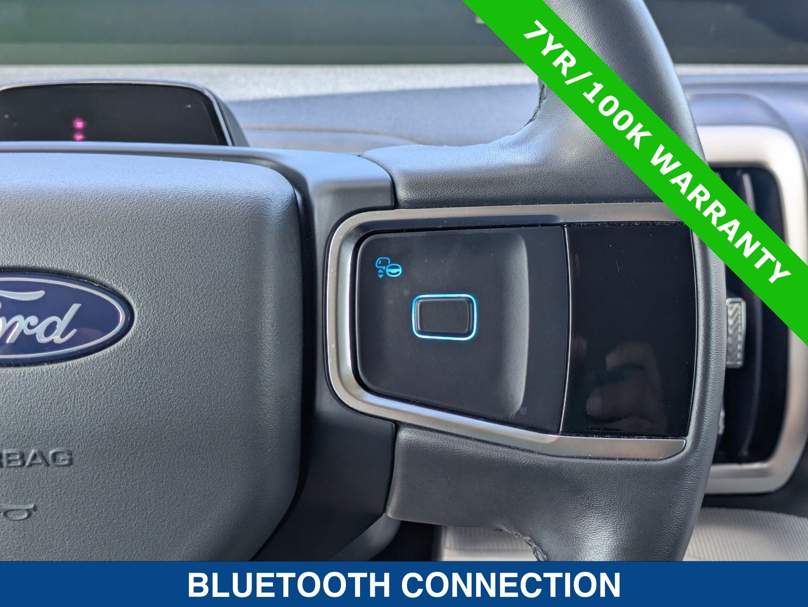 Certified 2025 Ford Expedition Active AWD/4WD image 31