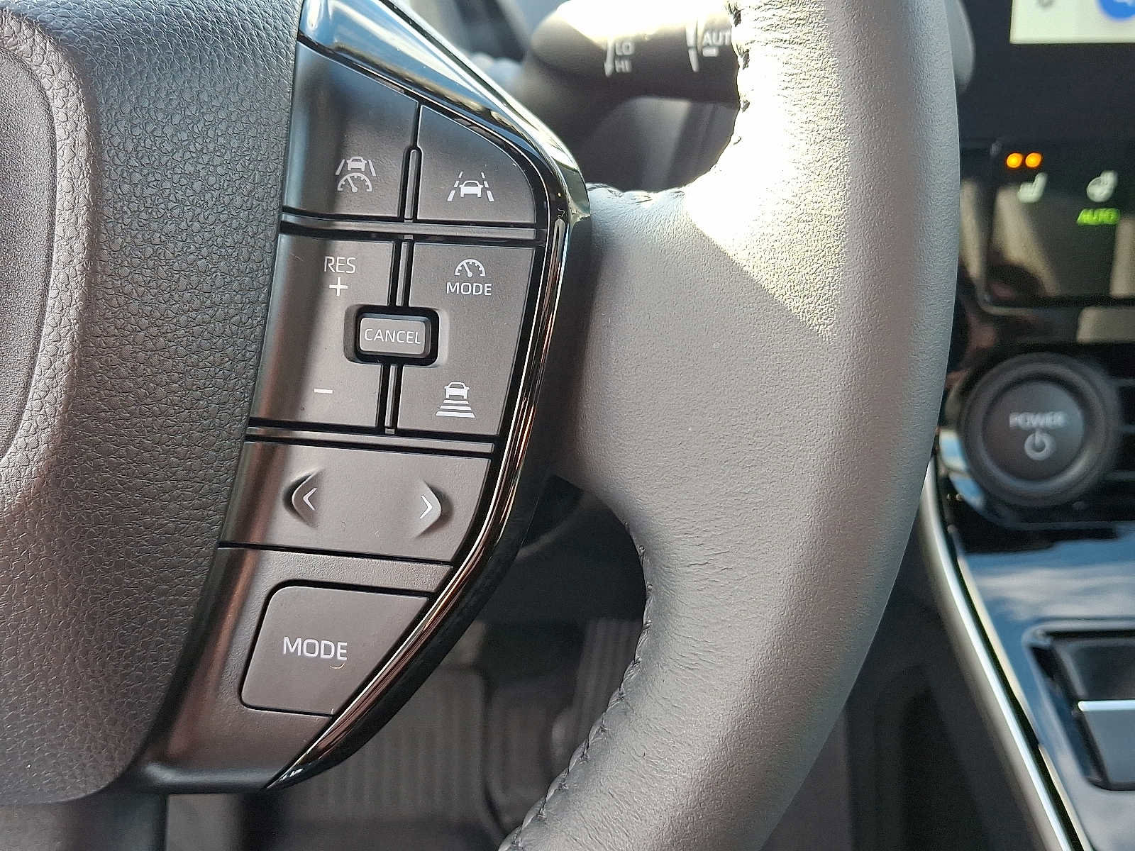 Used 2025 Toyota bZ4X AWD image 25