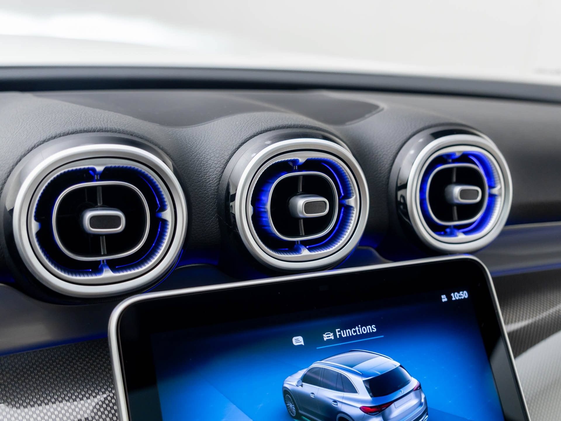 New 2027 Mercedes-Benz GLC 300 4MATIC image 34