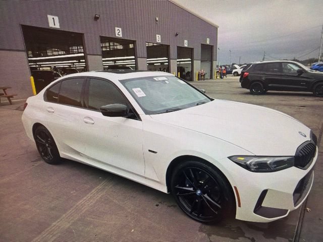 Used 2023 BMW 330e w/ M Sport Package RWD image 1