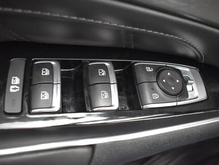 Used 2022 Kia Sorento SX AWD/4WD image 22