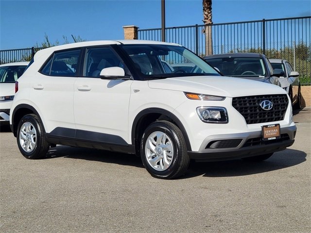 New 2026 Hyundai Venue SE image 25
