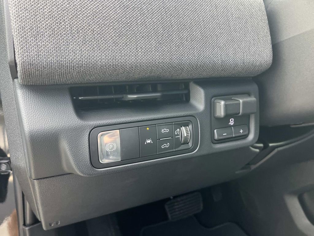 New 2026 GMC Sierra EV Elevation w/ LPO, Elevation Dark Package image 16