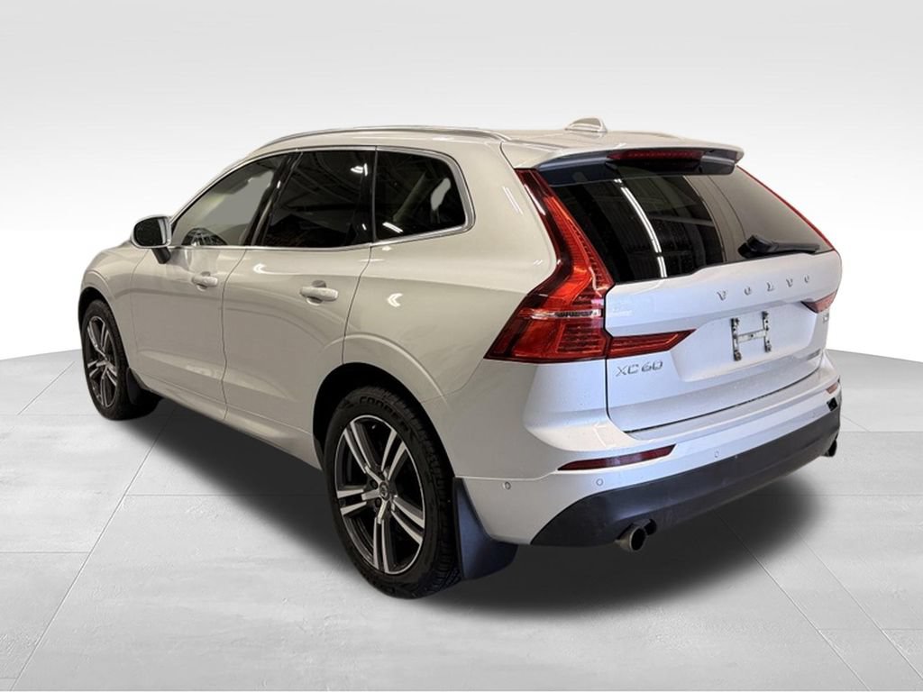 Used 2019 Volvo XC60 T6 Momentum AWD/4WD image 3
