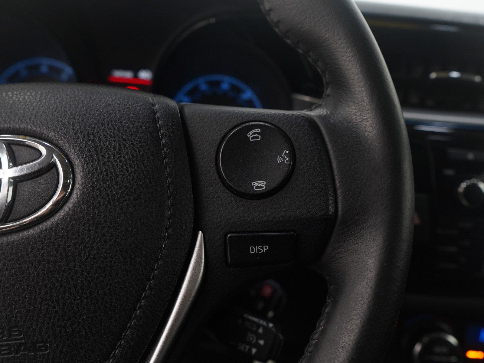 Used 2015 Toyota Corolla S image 23