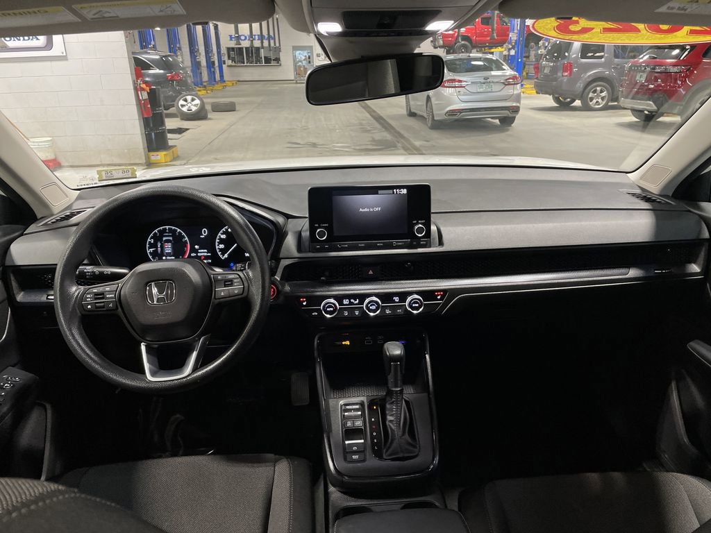 Used 2023 Honda CR-V EX image 40